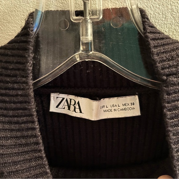 Zara sweater - Picture 2 of 3